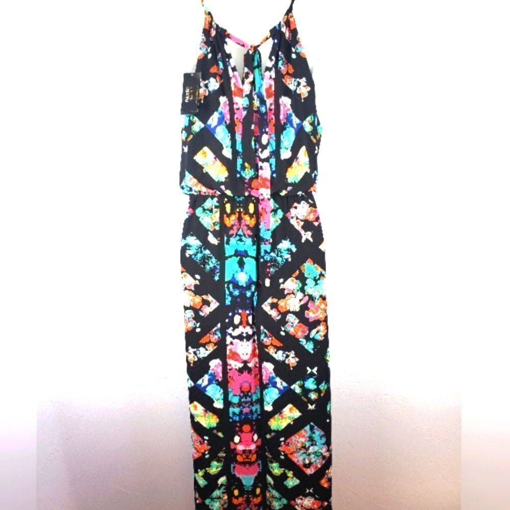 NICOLE Maxi Dress - Picture 3 of 7